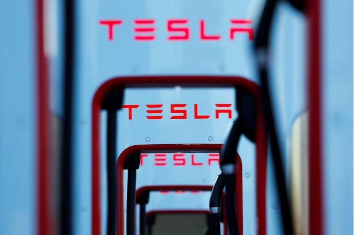 The Short Story of Tesla: Why TSLA Remains a Magnet for Short Sellers