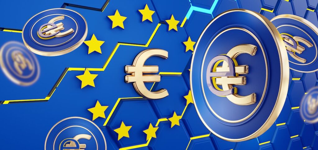 Euro Falling : Implications of ECB's Policy and Lagarde's Speech