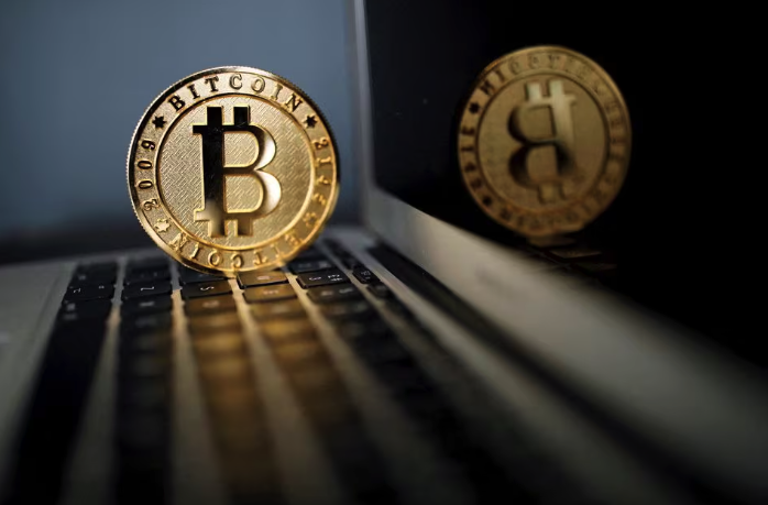 Cryptoverse: Bitcoin Derivatives Traders Anticipate SEC Decision on ETFs
