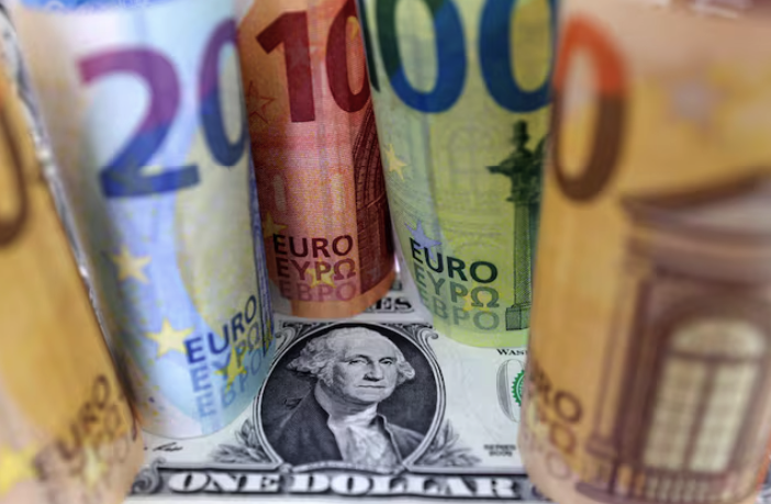Steady Euro Takes ECB Rate Cut in Stride