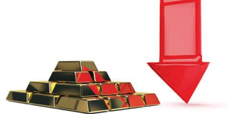 Gold Declines 1.5% as Dollar Strengthens