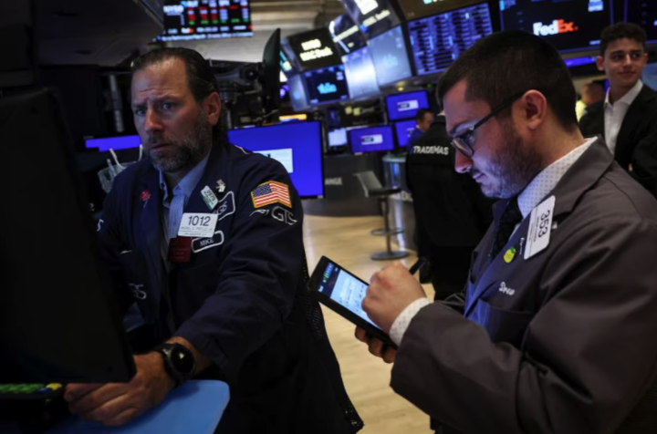 Stocks Rise, Bond Yields Drop on Soft US PPI Data