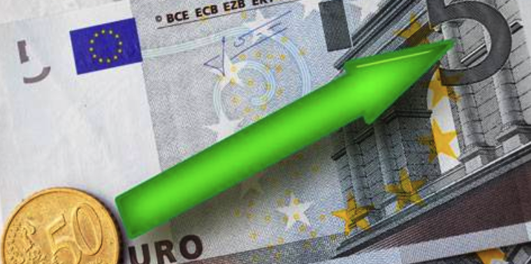 Euro About to Surpass $1.12 on Interest Rate Prospects